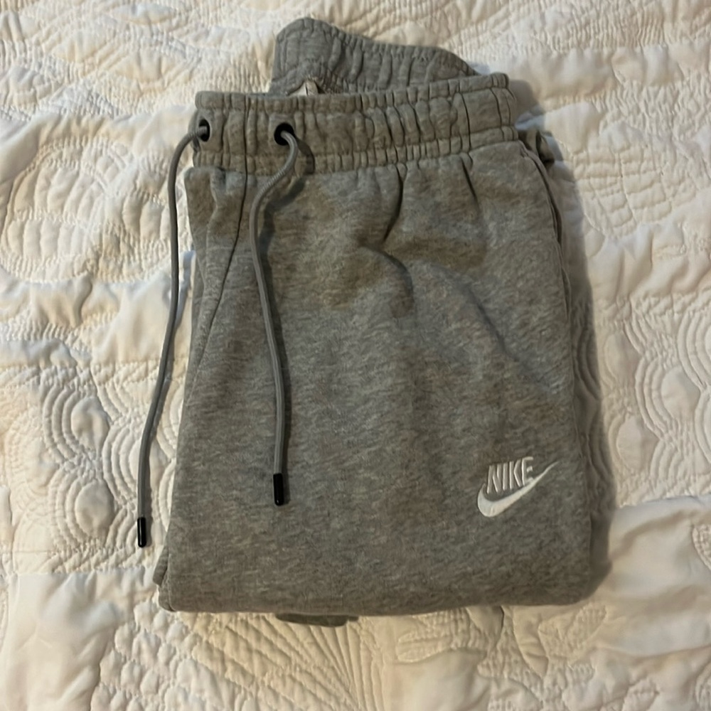 Nike Joggers/ sweatpants